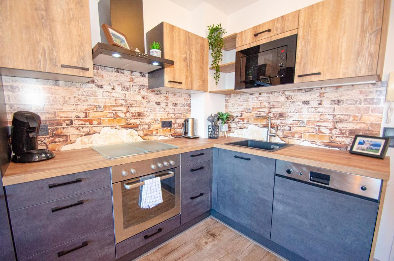 Post Residence Apartments By All In One Apartments Τσελ αμ Ζέε Εξωτερικό φωτογραφία