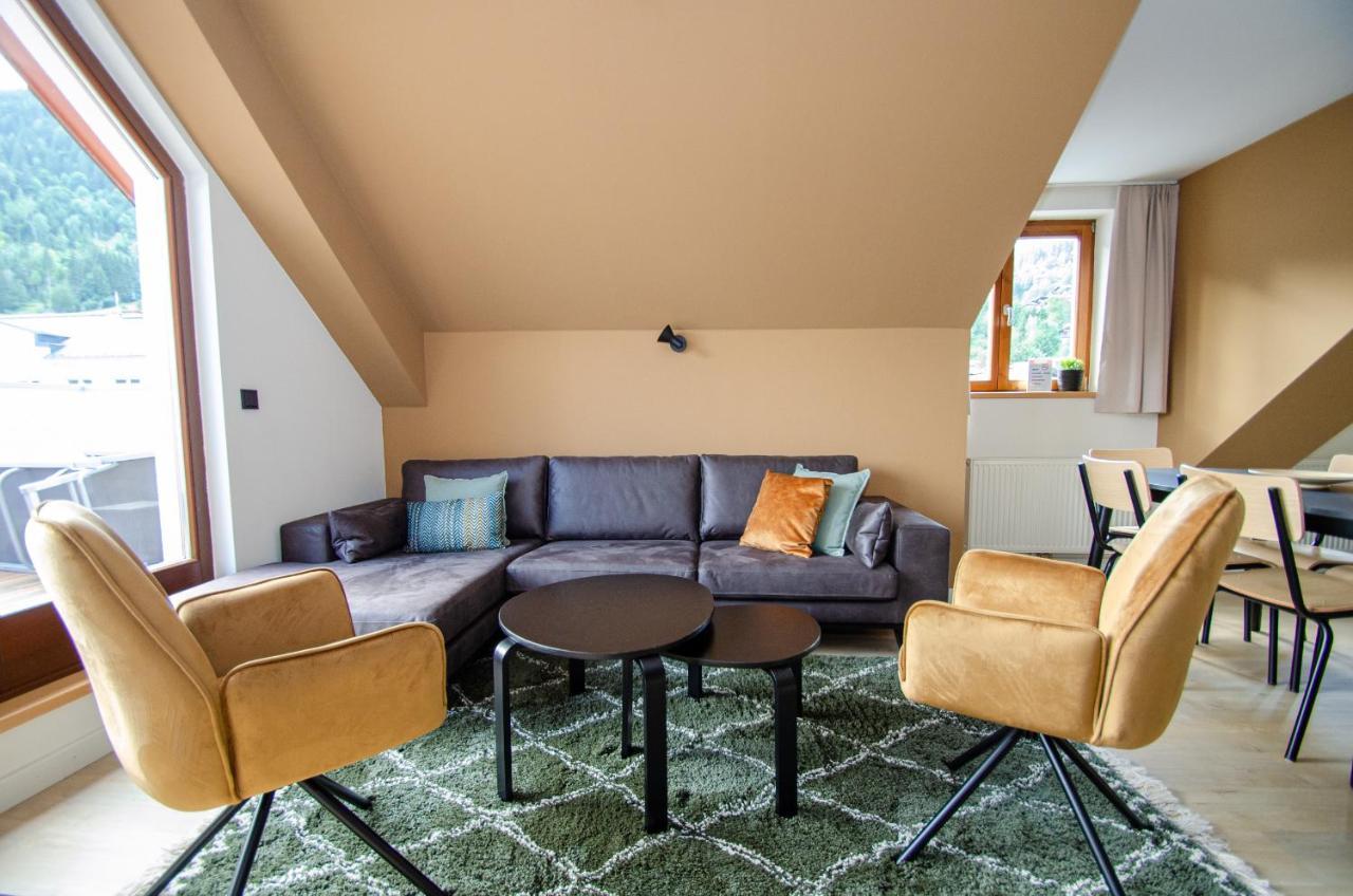 Post Residence Apartments By All In One Apartments Τσελ αμ Ζέε Εξωτερικό φωτογραφία