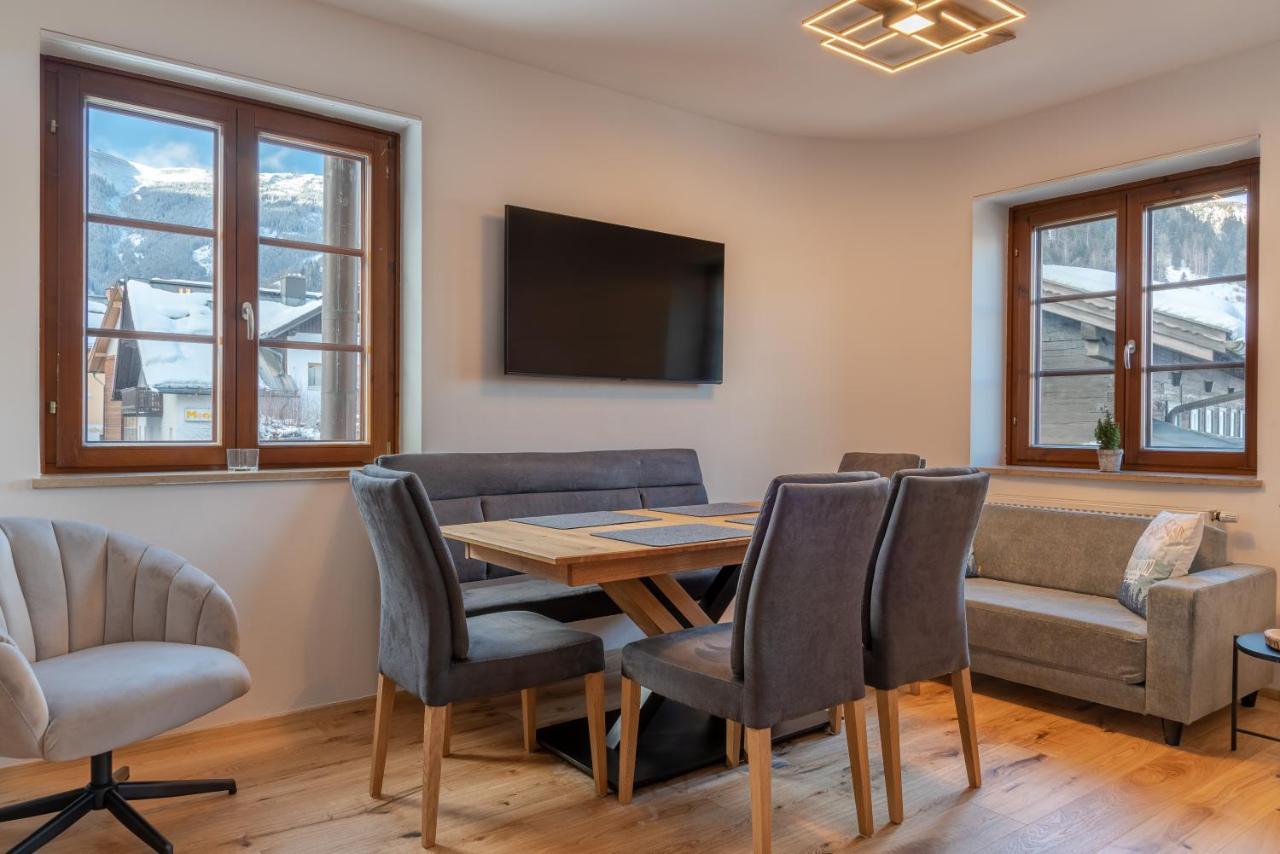 Post Residence Apartments By All In One Apartments Τσελ αμ Ζέε Εξωτερικό φωτογραφία