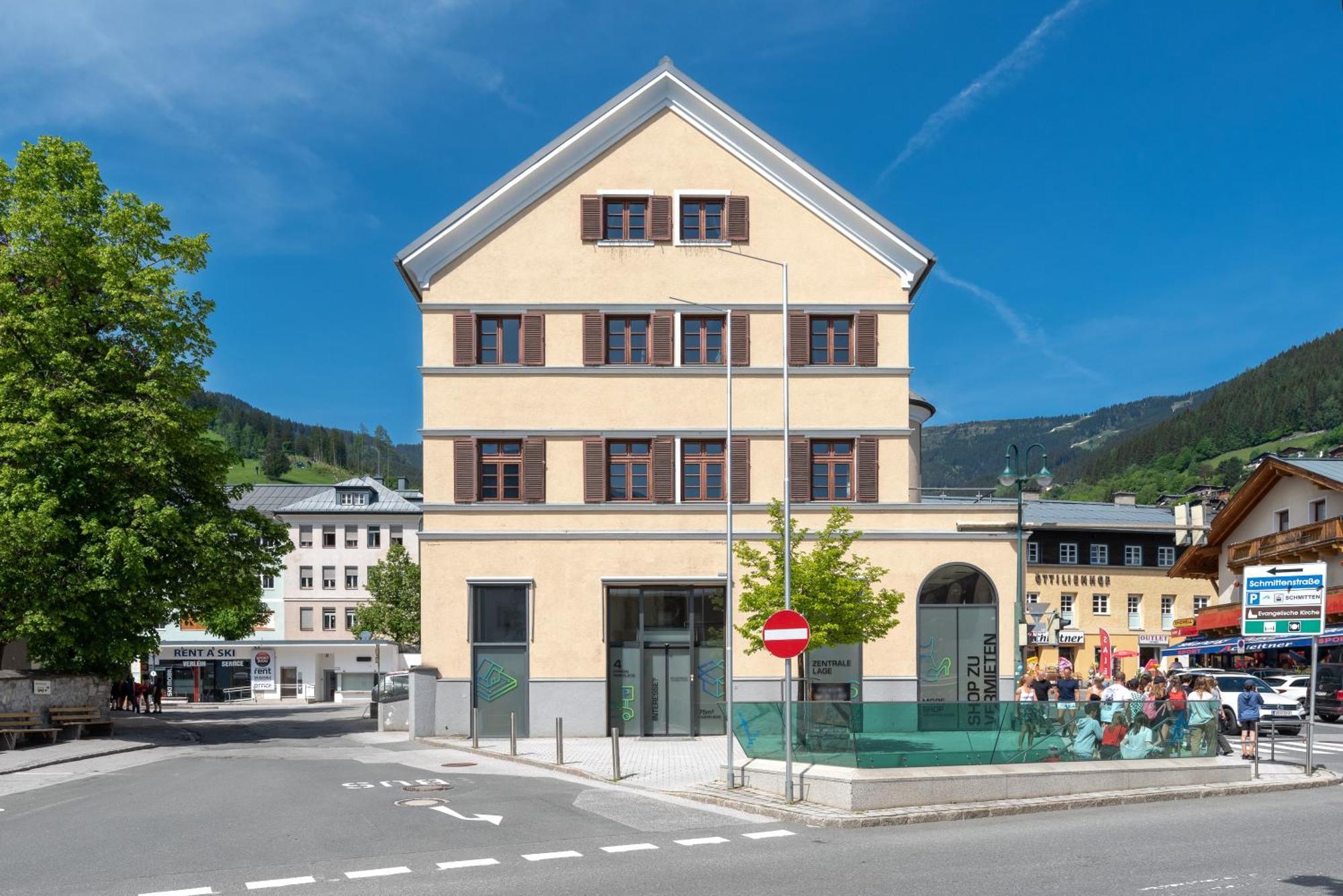 Post Residence Apartments By All In One Apartments Τσελ αμ Ζέε Εξωτερικό φωτογραφία