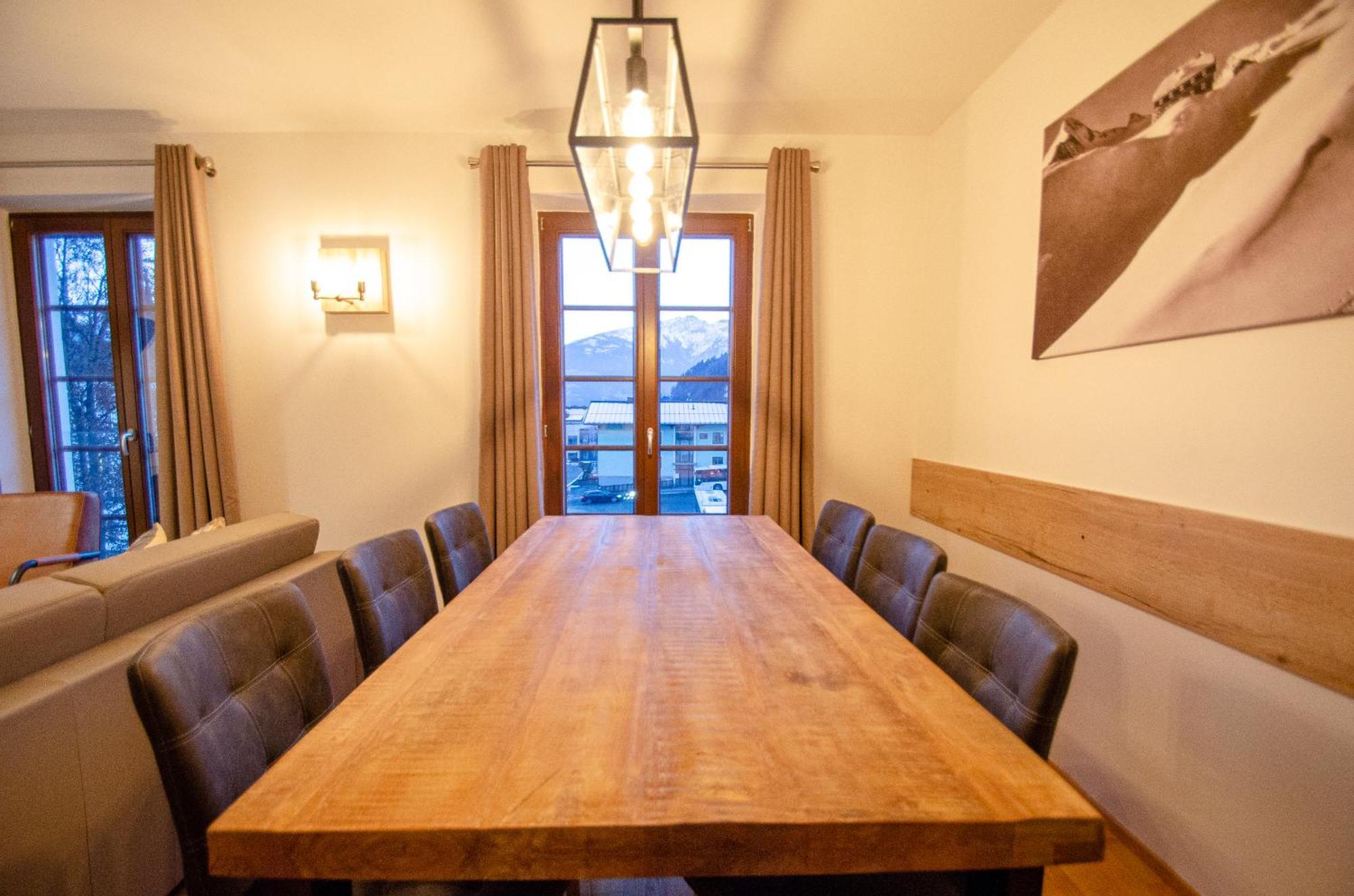 Post Residence Apartments By All In One Apartments Τσελ αμ Ζέε Δωμάτιο φωτογραφία